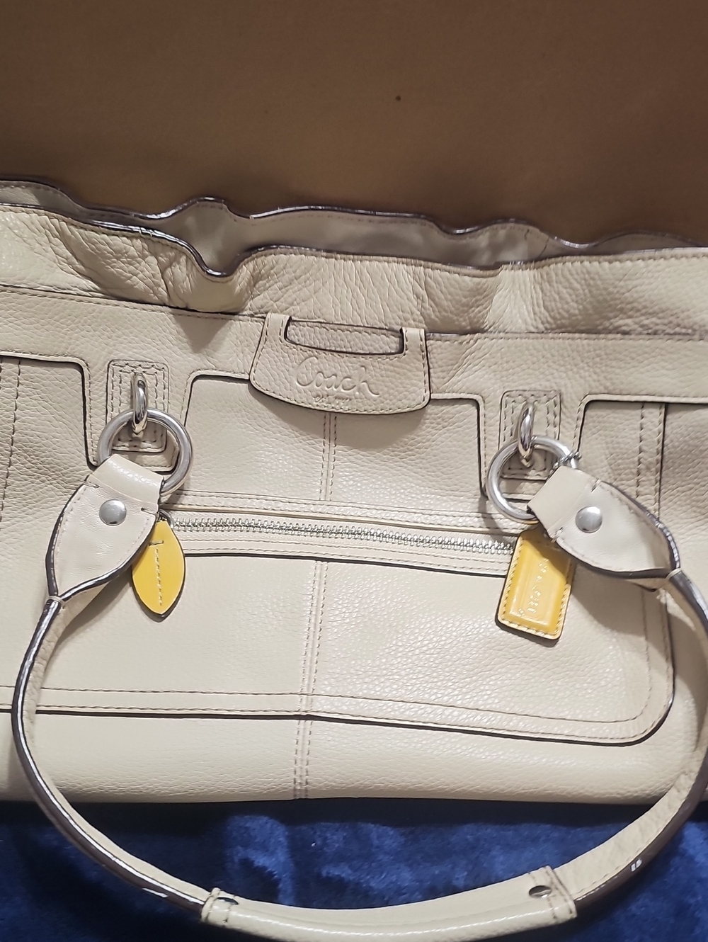 Coach Cream Pebbled Leather Shoulder Bag with Yellow Tags